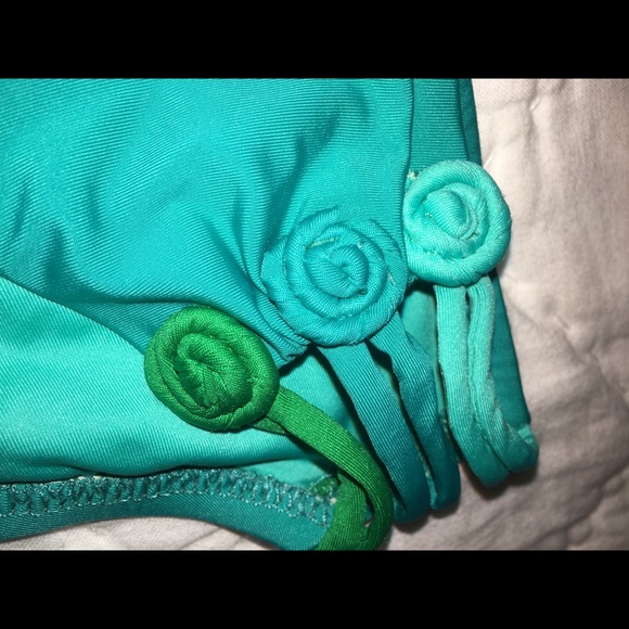 Becca two piece swimsuit - Picture 4 of 6